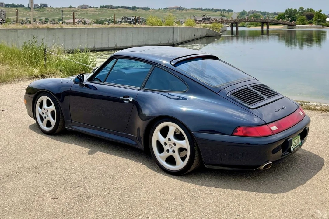 1998 Porsche 993 Carrera - Image 12 of 31
