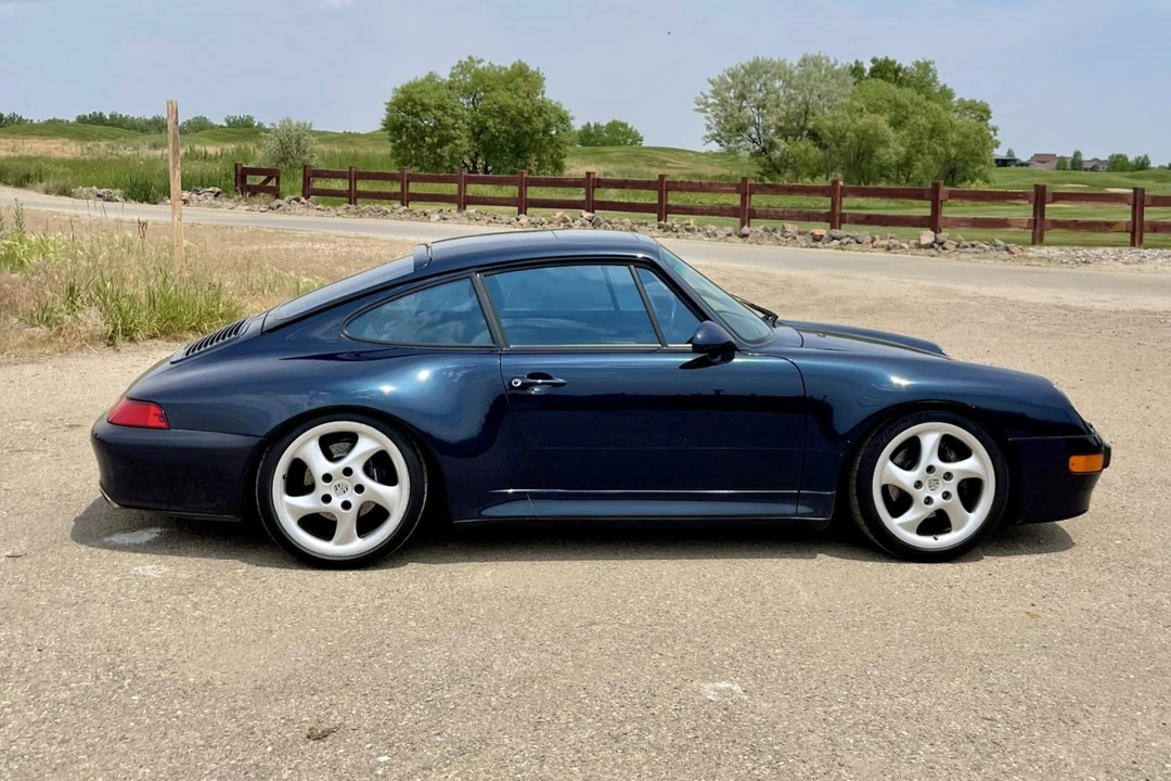 1998 Porsche 993 Carrera - Image 8 of 31