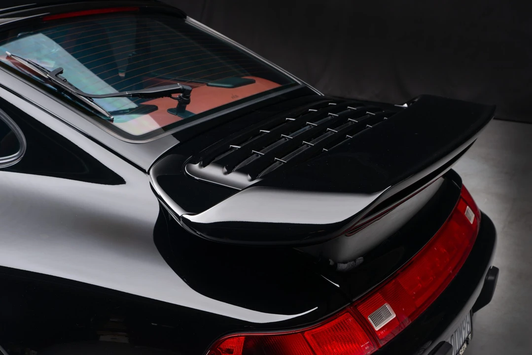 1998 Porsche 993 Carrera - Image 26 of 31