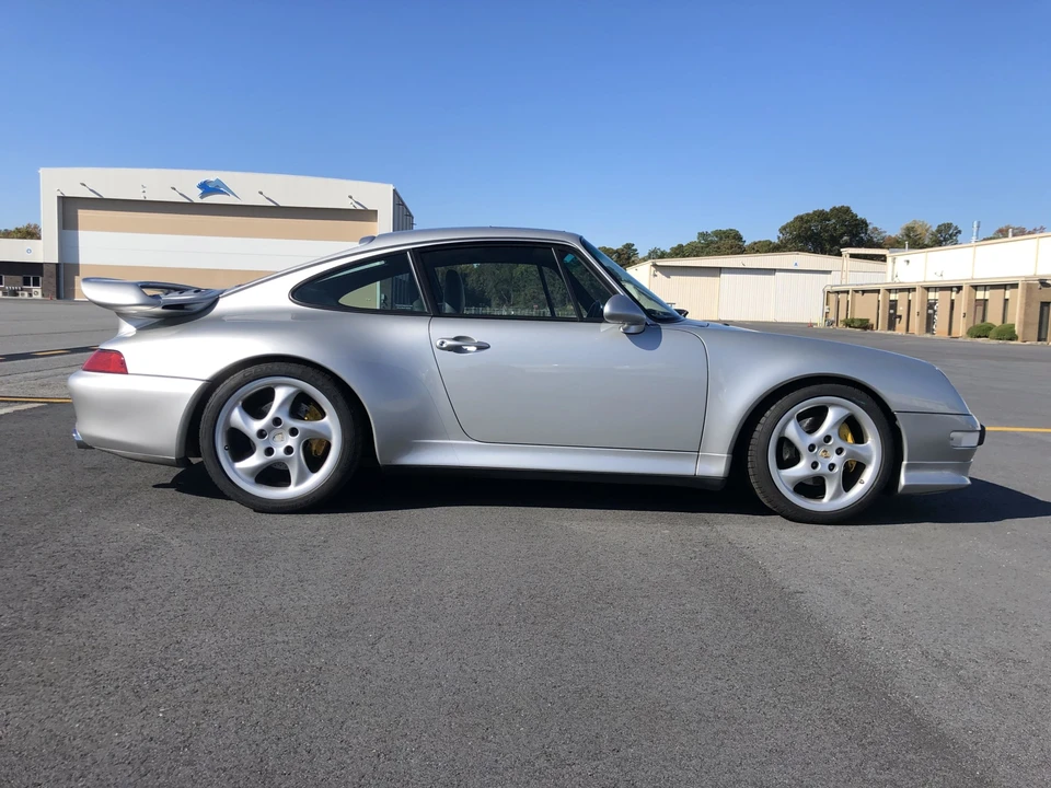 1998 Porsche 993 Carrera - Image 9 of 31