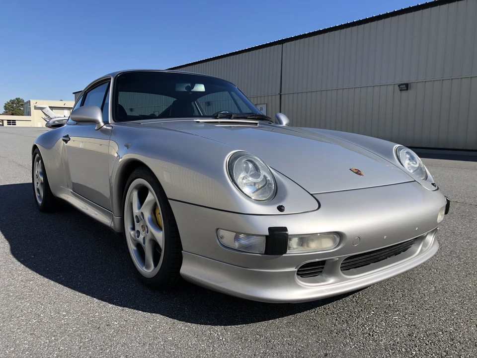 1998 Porsche 993 Carrera - Image 24 of 31