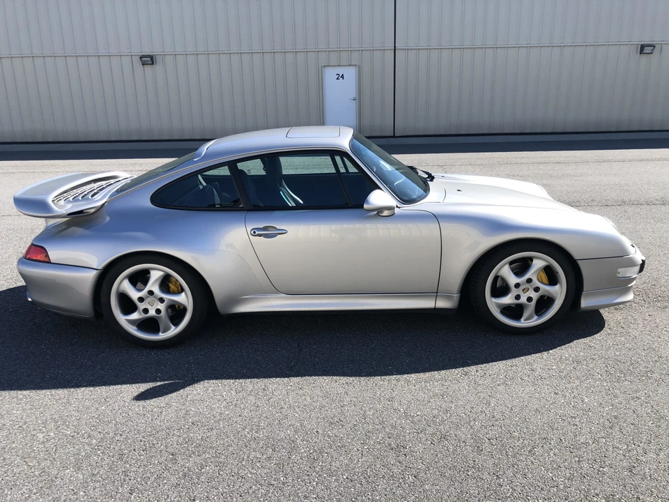 1998 Porsche 993 Carrera - Image 26 of 31