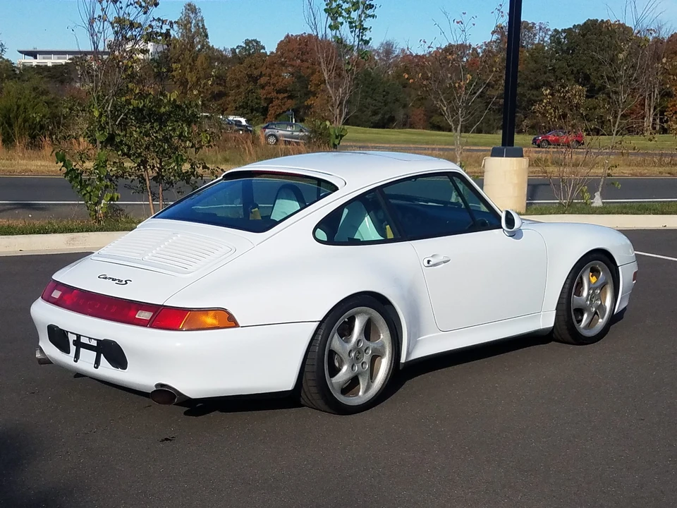 1998 Porsche 993 Carrera - Image 10 of 31