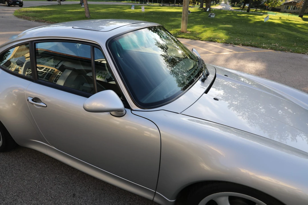 1998 Porsche 993 Carrera - Image 17 of 31