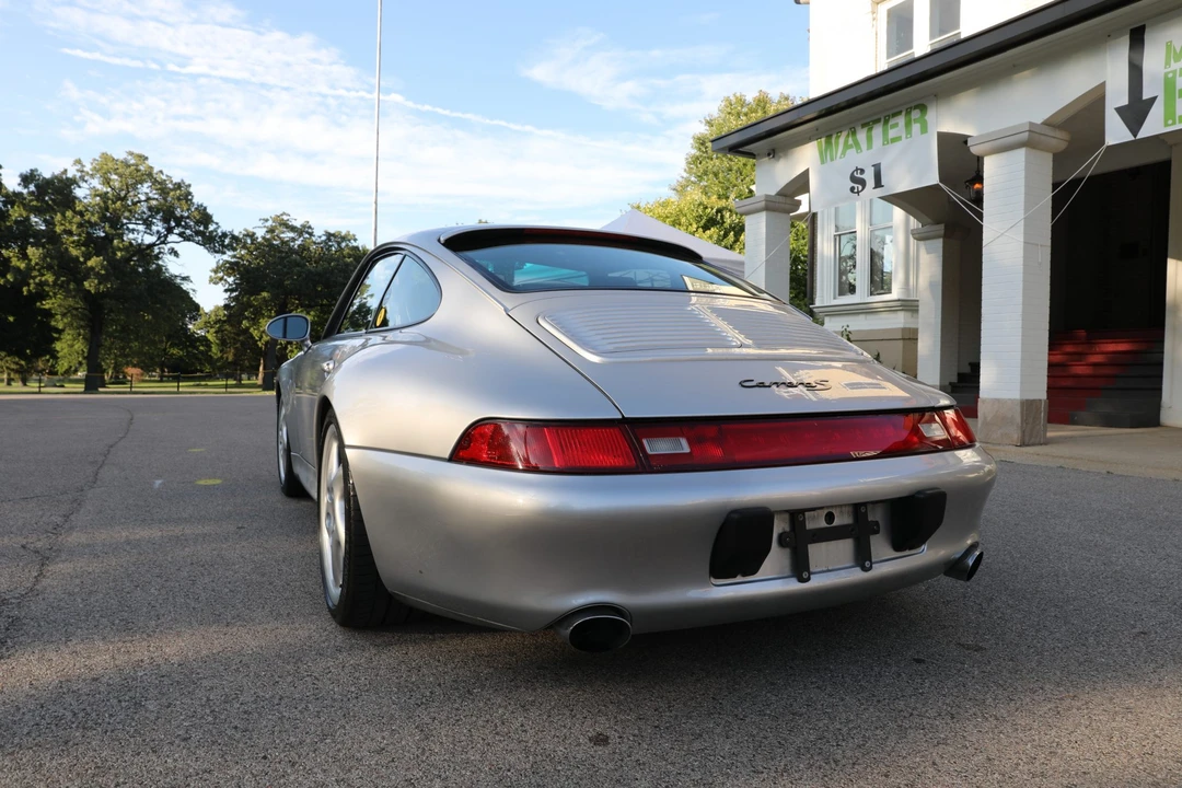 1998 Porsche 993 Carrera - Image 8 of 31