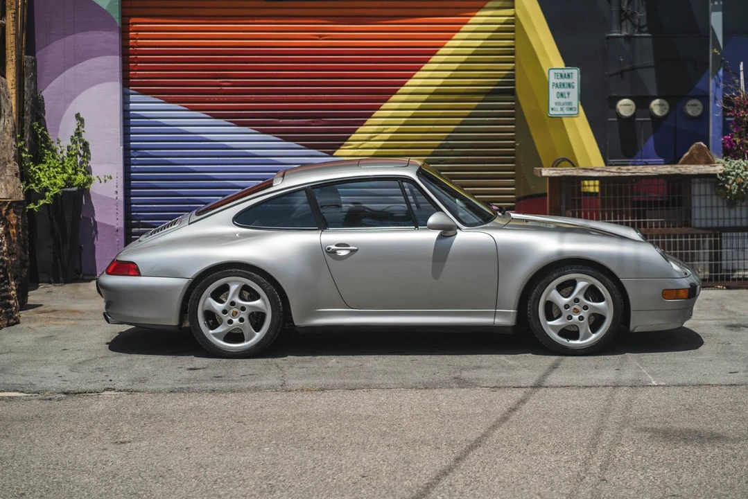 1998 Porsche 993 Carrera - Image 27 of 31
