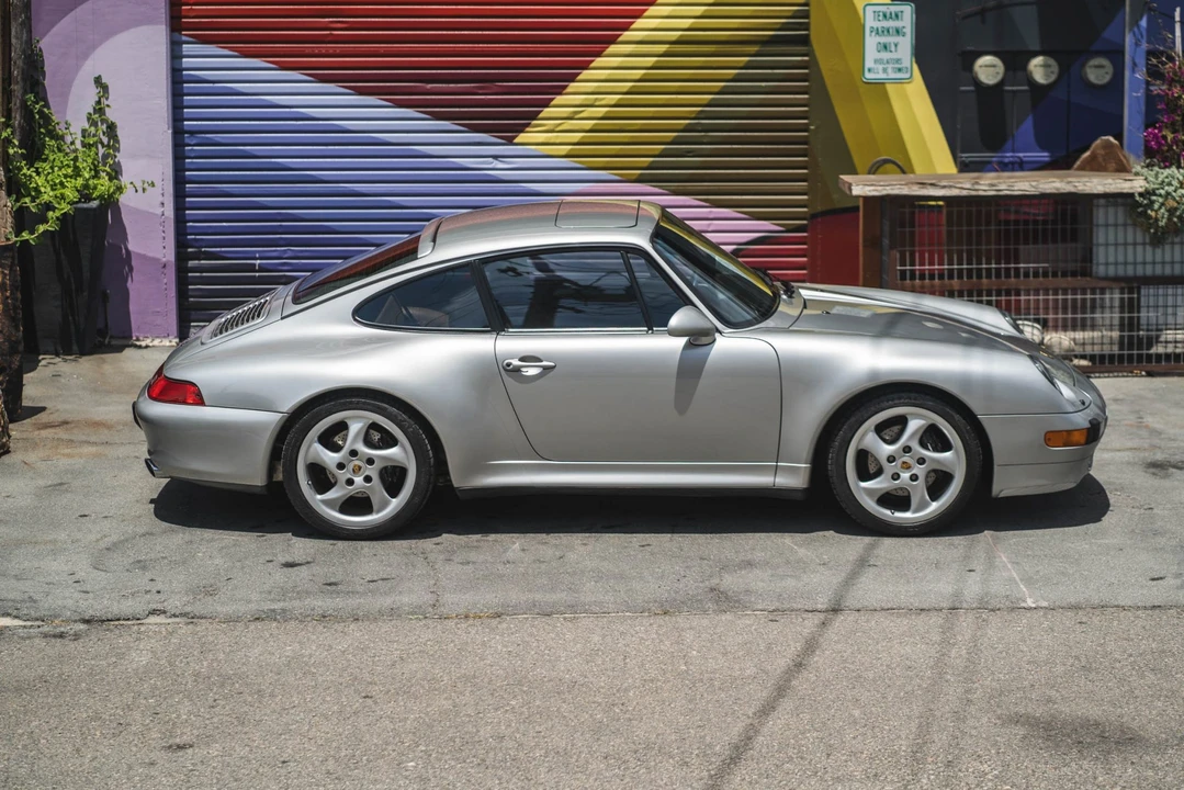 1998 Porsche 993 Carrera - Image 26 of 31