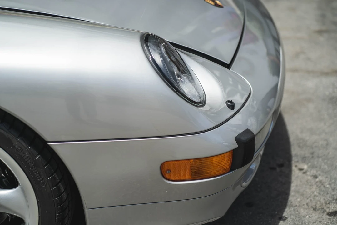 1998 Porsche 993 Carrera - Image 29 of 31
