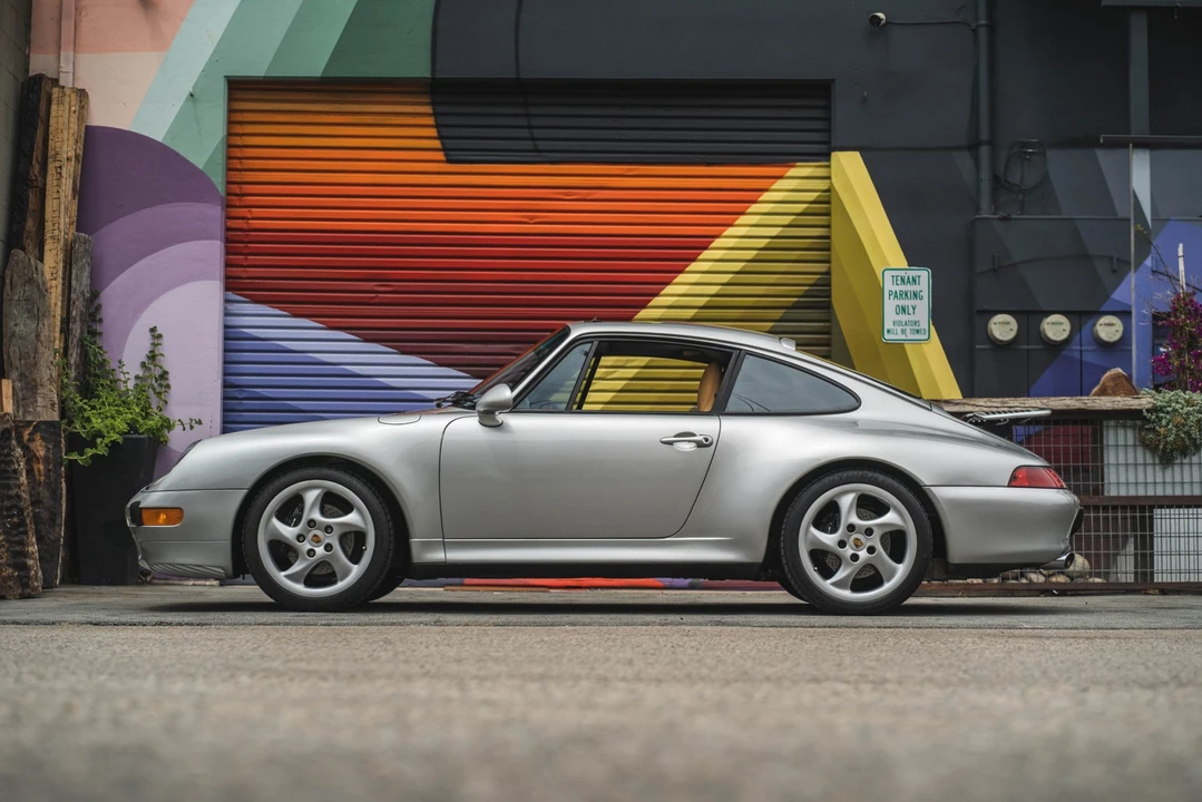 1998 Porsche 993 Carrera - Image 14 of 31
