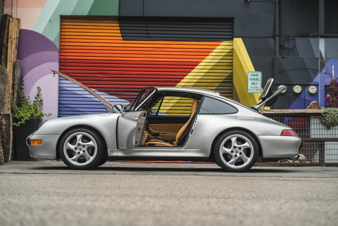 1998 Porsche 993 Carrera - Image 11 of 31