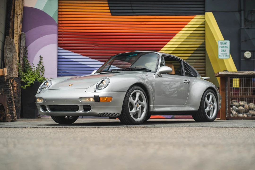 1998 Porsche 993 Carrera - Image 10 of 31
