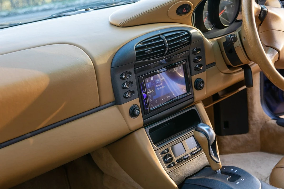 1998 Porsche 993 Carrera S - Image 27 of 30