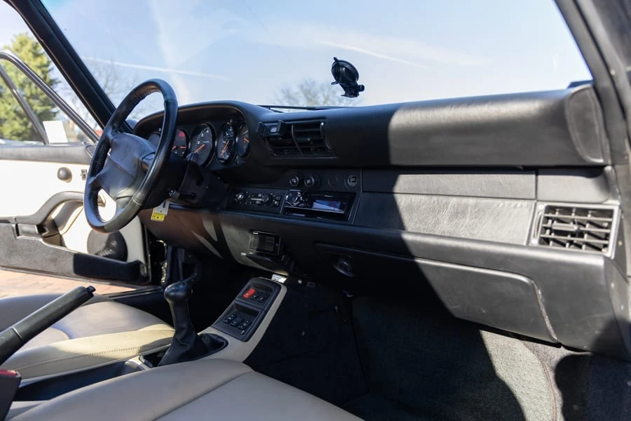 1998 Porsche 993 Carrera S - Image 28 of 31
