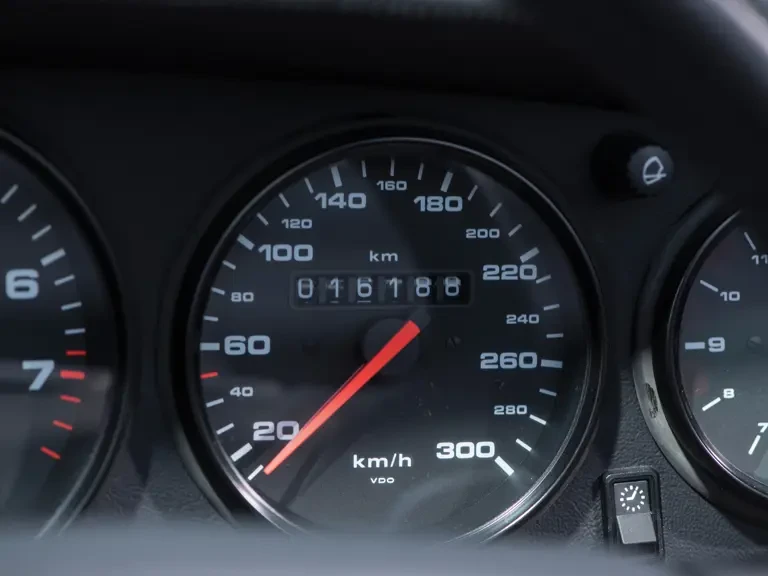 1998 Porsche 993 Carrera S - Image 14 of 24