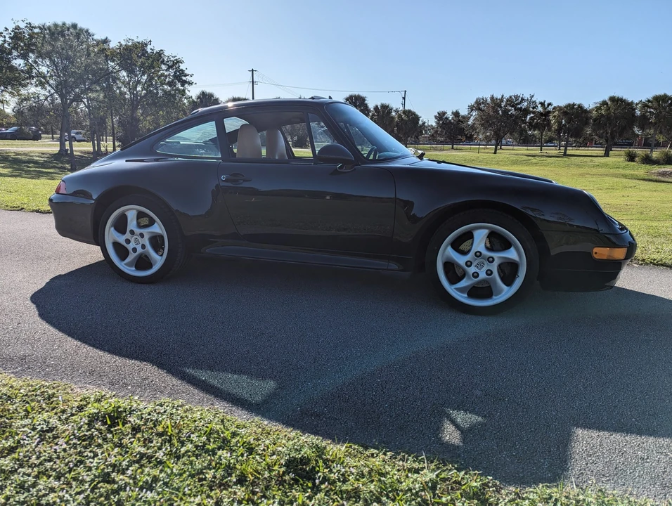 1998 Porsche 993 Carrera - Image 12 of 31
