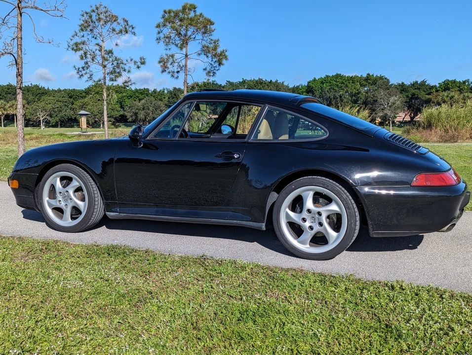 1998 Porsche 993 Carrera - Image 24 of 31