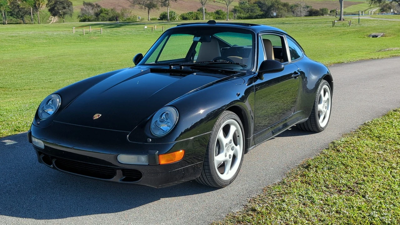 1998 Porsche 993 Carrera - Image 27 of 31