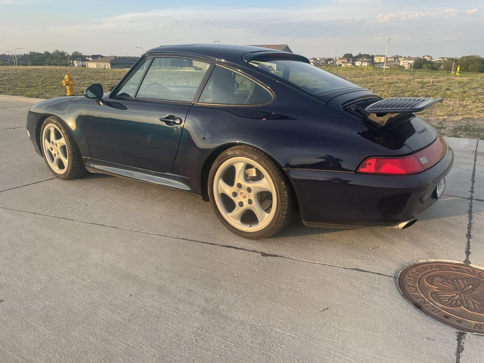 1998 Porsche 993 Carrera - Image 10 of 31