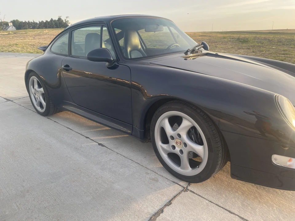 1998 Porsche 993 Carrera - Image 12 of 31
