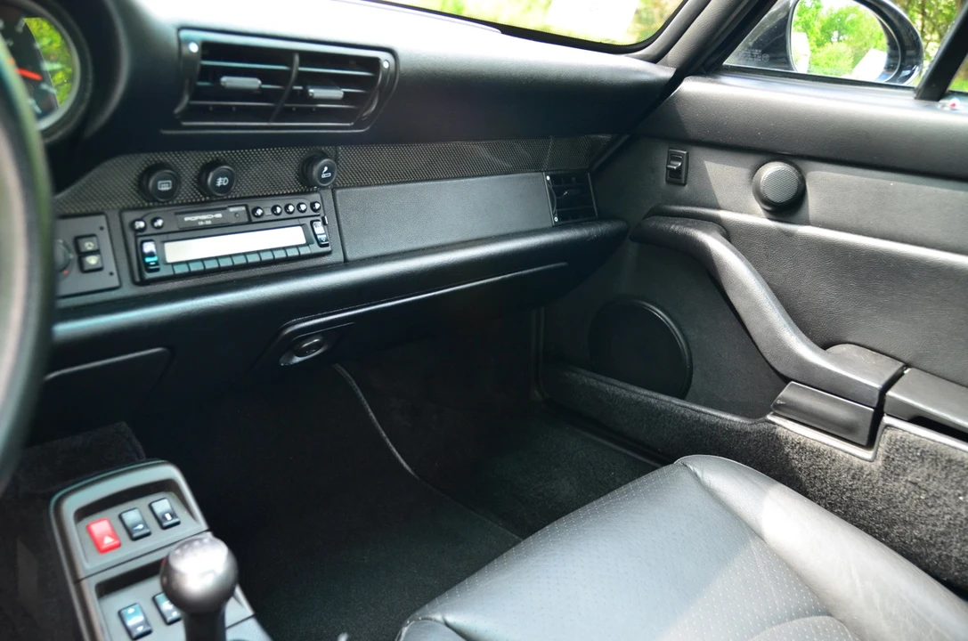 1998 Porsche 993 Carrera - Image 29 of 31