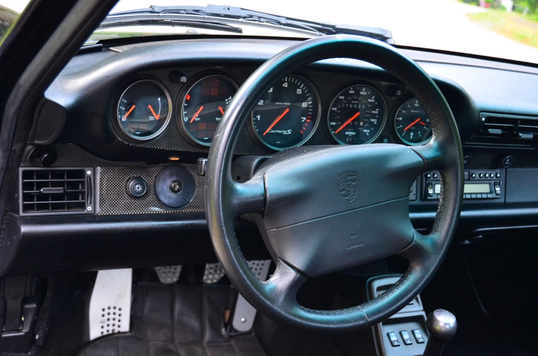 1998 Porsche 993 Carrera - Image 28 of 31