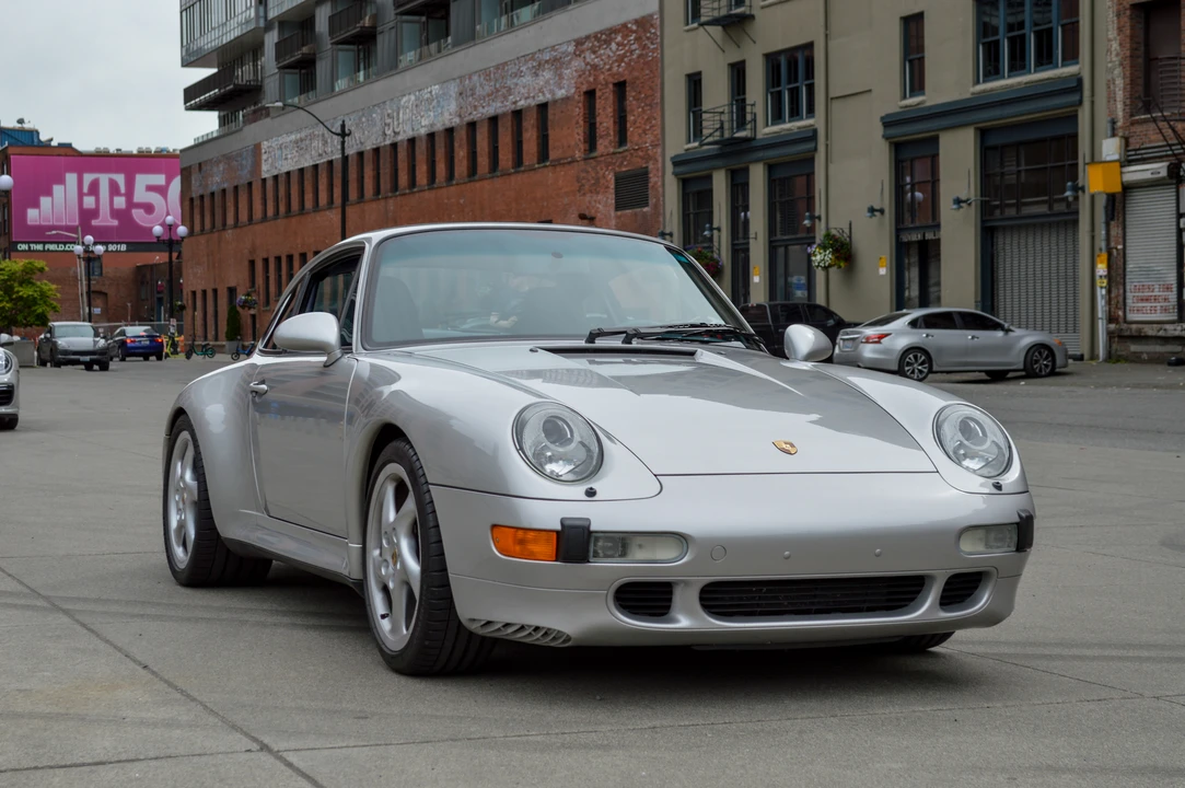 1998 Porsche 993 Carrera - Image 26 of 31