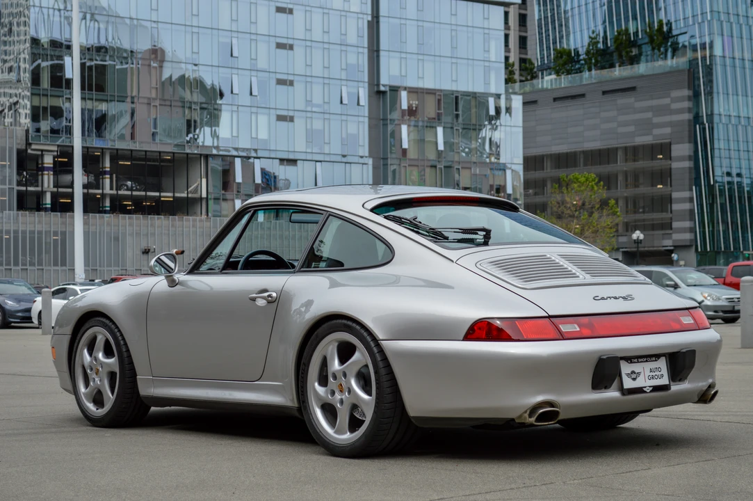 1998 Porsche 993 Carrera - Image 10 of 31