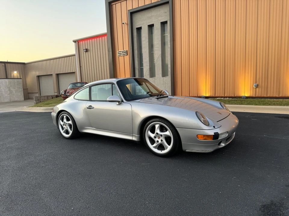 1998 Porsche 993 Carrera - Image 6 of 31