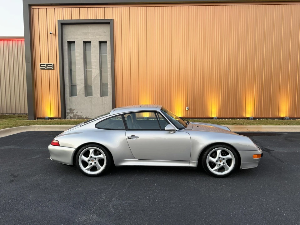 1998 Porsche 993 Carrera - Image 9 of 31