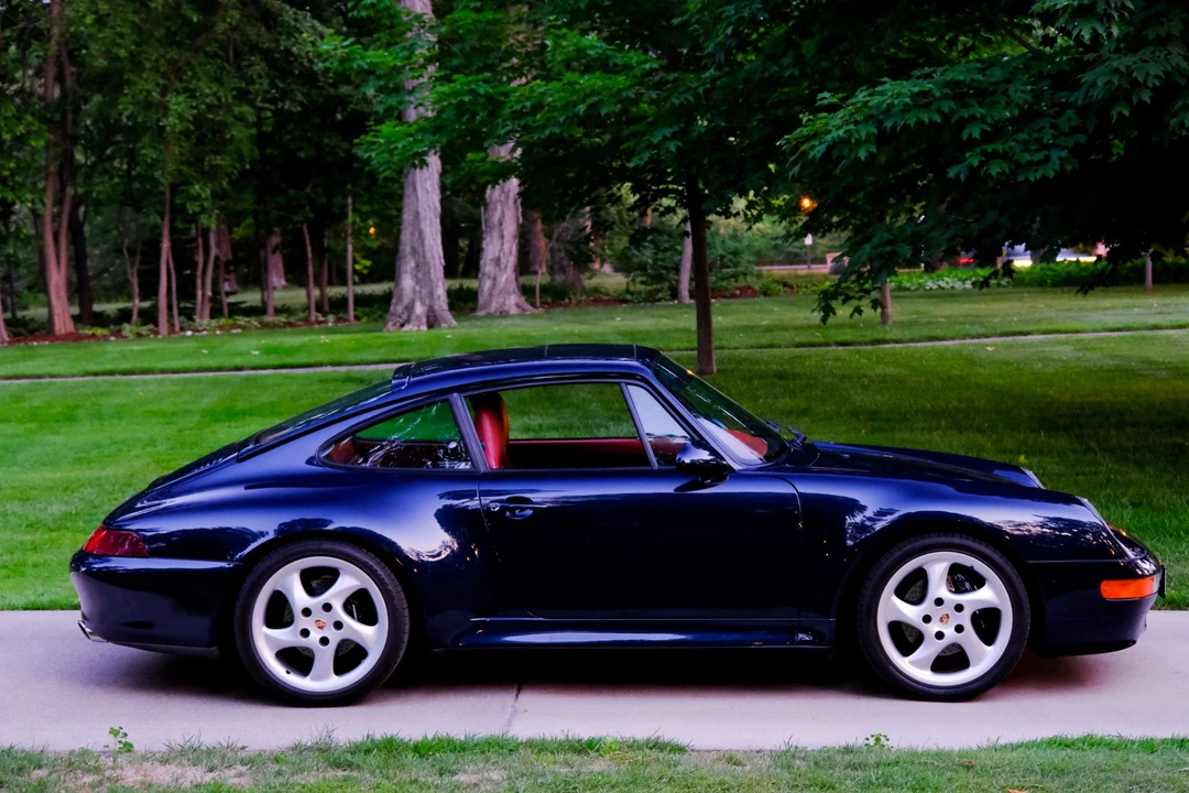 1998 Porsche 993 Carrera - Image 8 of 31