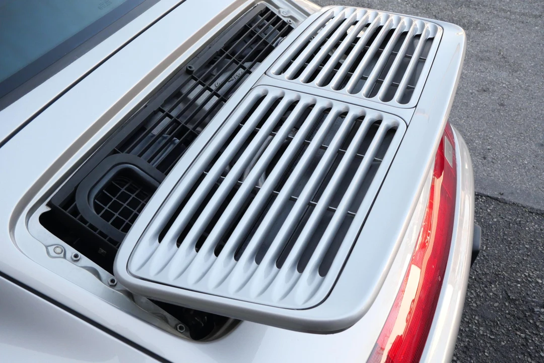 1998 Porsche 993 Carrera - Image 26 of 31