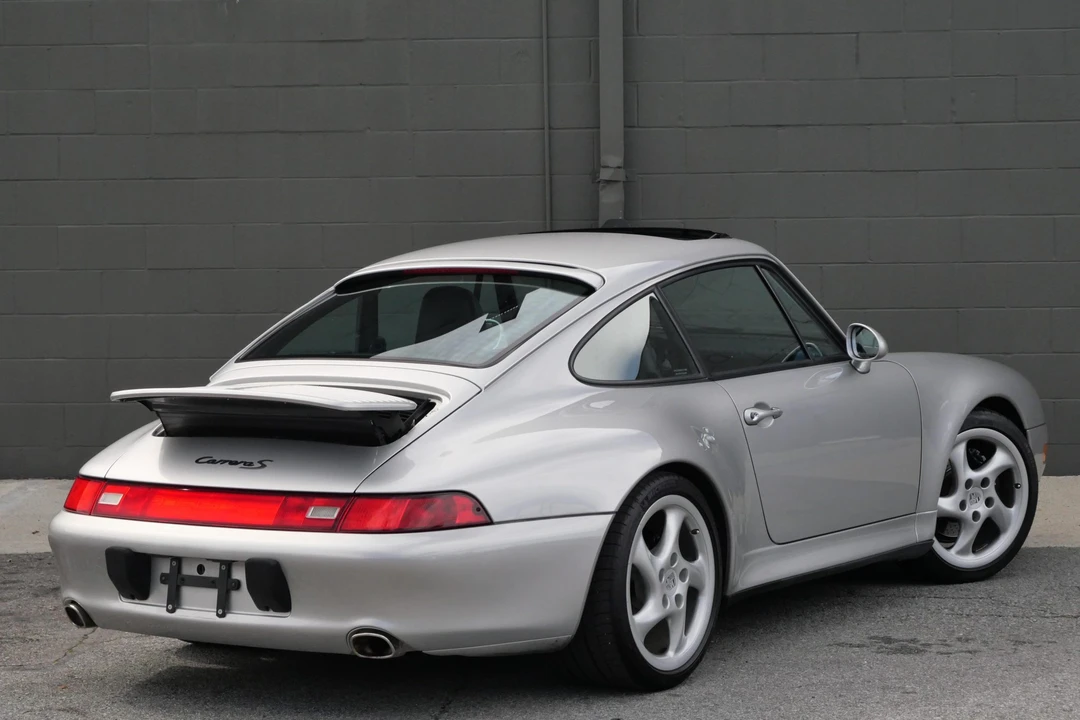 1998 Porsche 993 Carrera - Image 8 of 31
