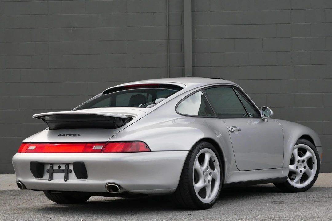 1998 Porsche 993 Carrera - Image 9 of 31
