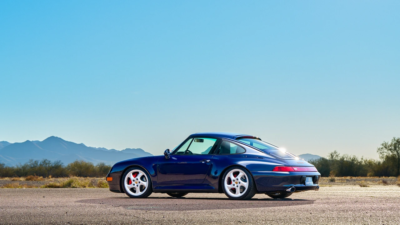 1998 Porsche 993 Carrera - Image 10 of 31