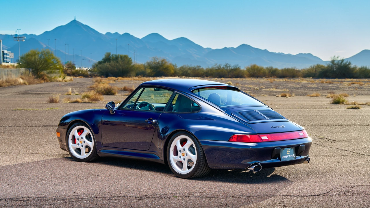 1998 Porsche 993 Carrera - Image 11 of 31
