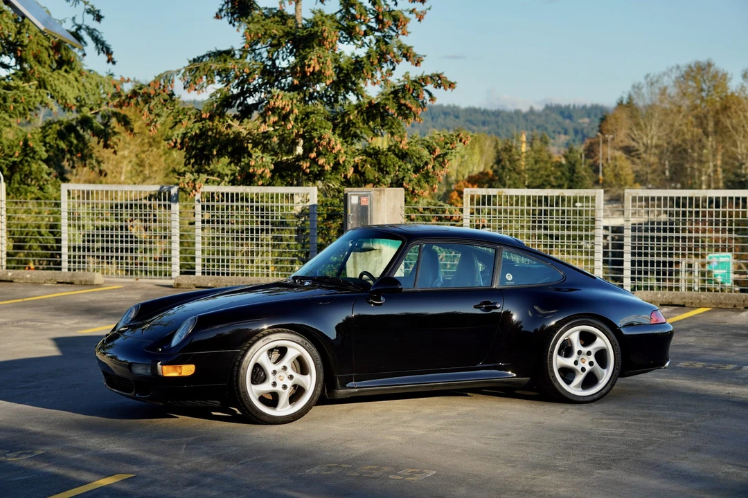 1998 Porsche 993 Carrera - Image 8 of 31