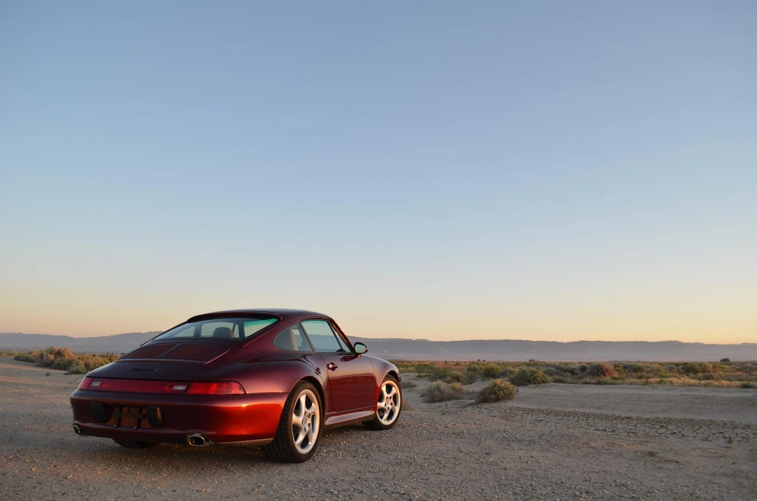 1998 Porsche 993 Carrera - Image 9 of 31