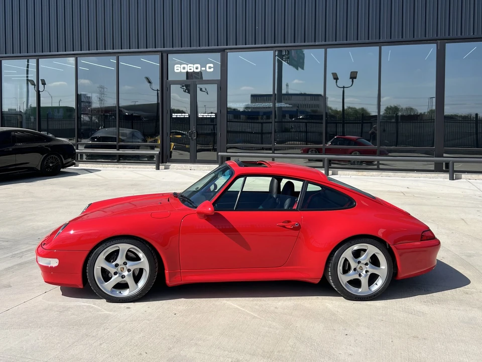 1998 Porsche 993 Carrera - Image 26 of 31