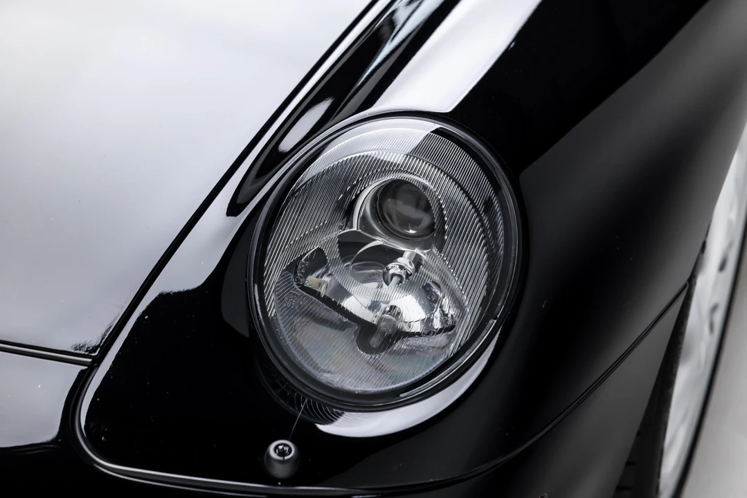 1998 Porsche 993 Carrera - Image 24 of 31