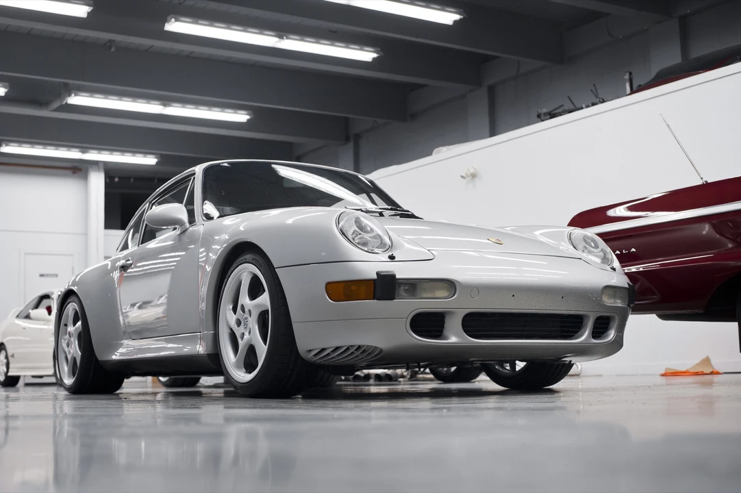 1998 Porsche 993 Carrera - Image 9 of 31