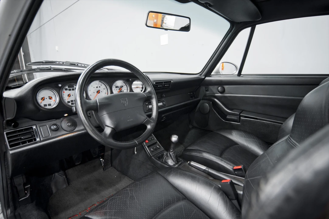 1998 Porsche 993 Carrera - Image 24 of 31