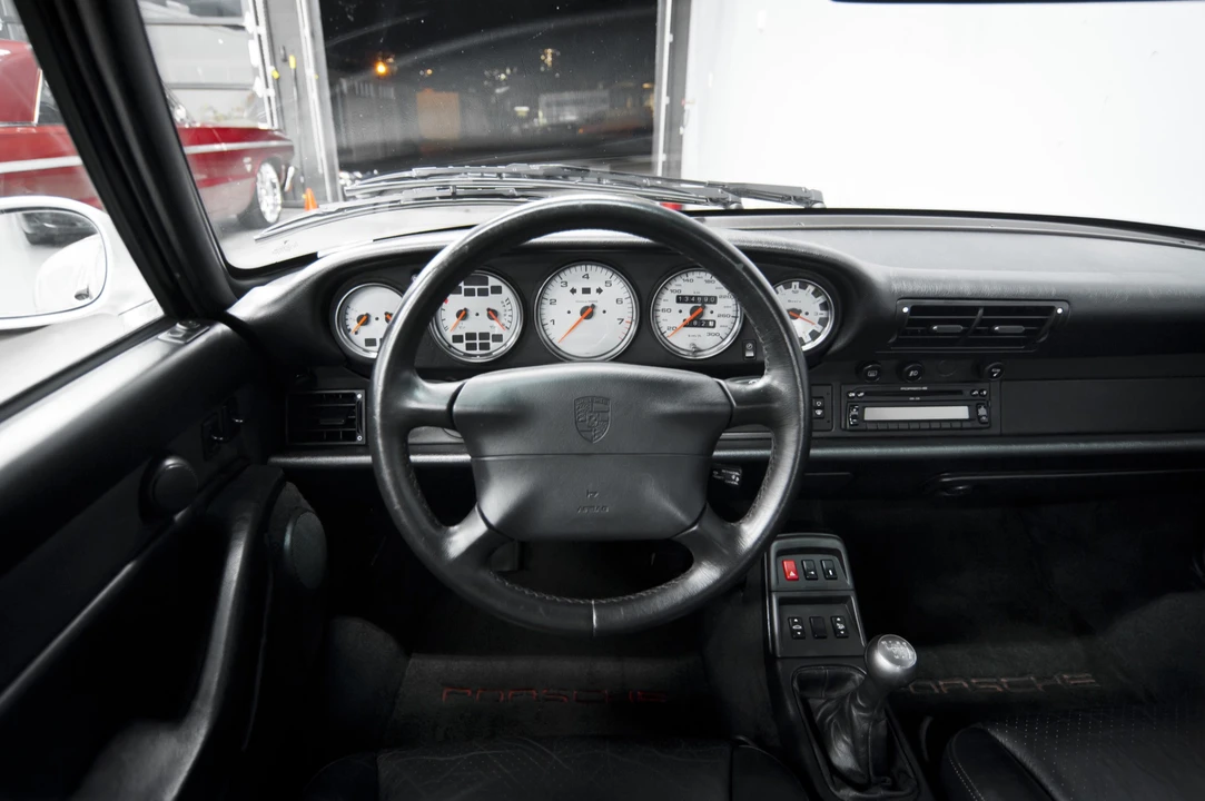 1998 Porsche 993 Carrera - Image 28 of 31
