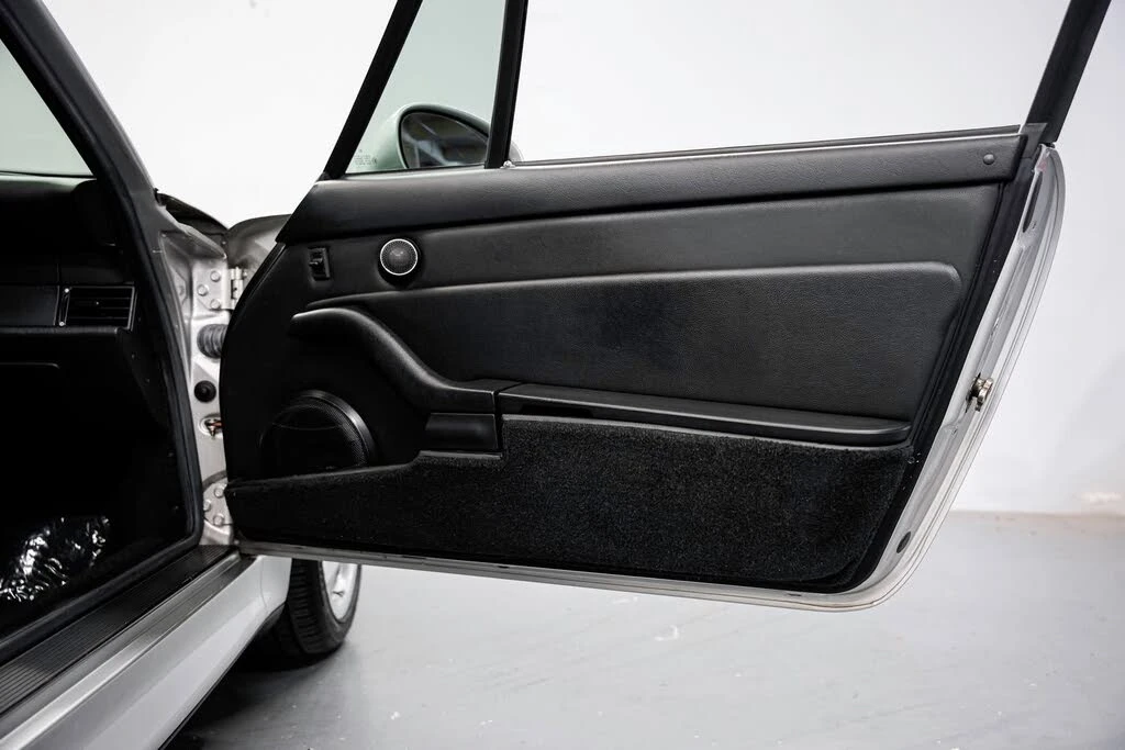 1998 Porsche 993 Carrera S - Image 25 of 31