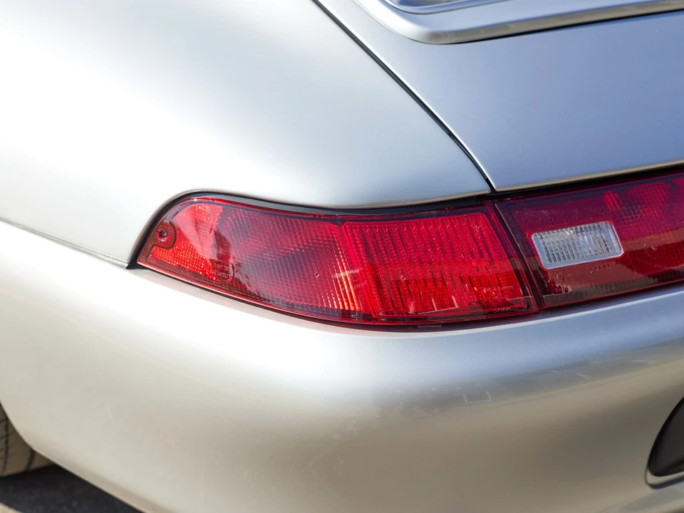 1998 Porsche 993 Carrera - Image 17 of 31