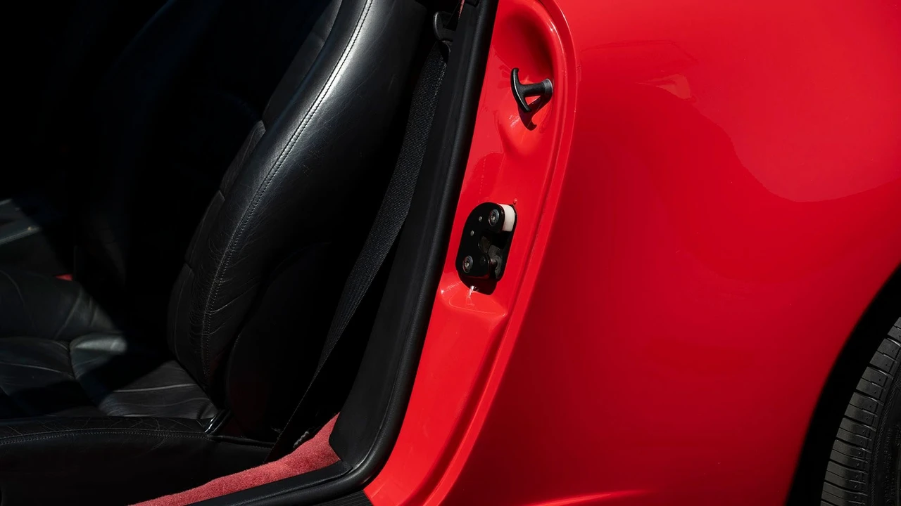 1998 Porsche 993 Carrera S - Image 14 of 31