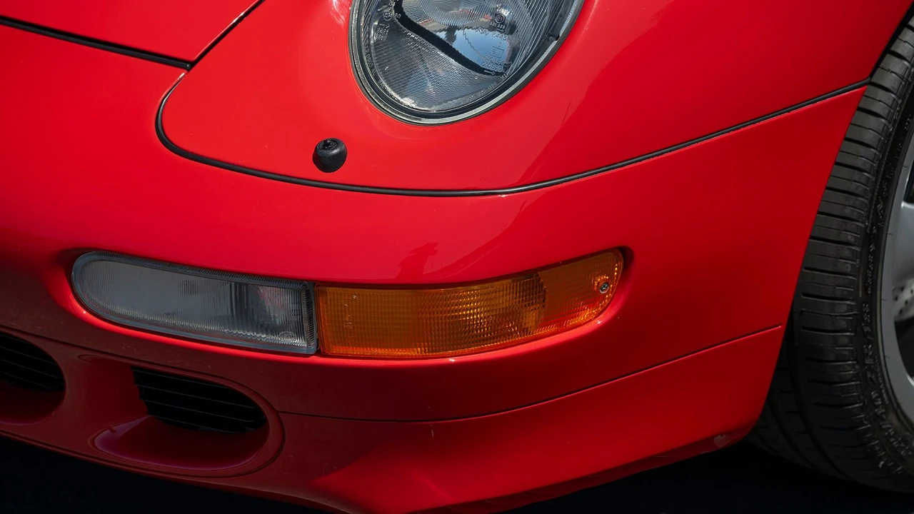 1998 Porsche 993 Carrera S - Image 23 of 31