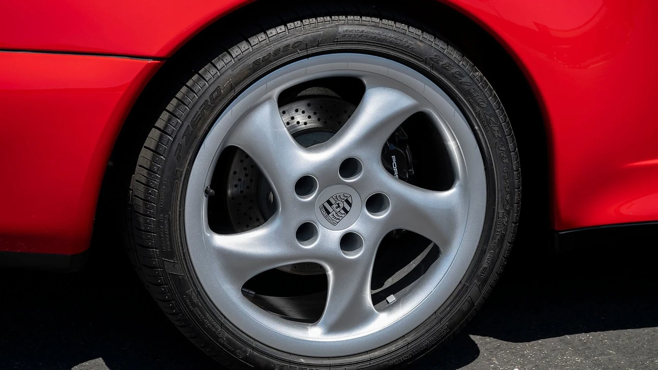 1998 Porsche 993 Carrera S - Image 10 of 31