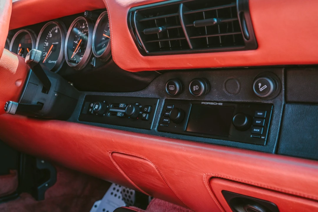 1998 Porsche 993 Carrera S - Image 26 of 31