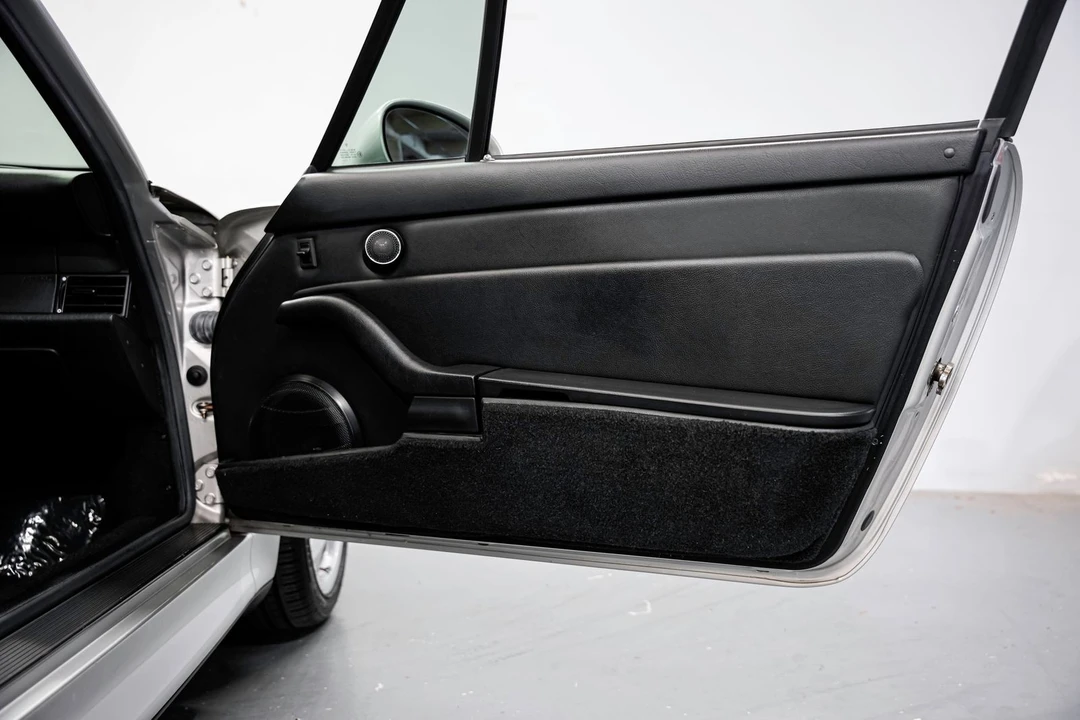 1998 Porsche 993 Carrera S - Image 25 of 31