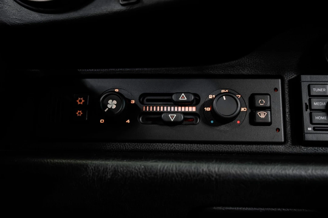 1998 Porsche 993 Carrera S - Image 14 of 31
